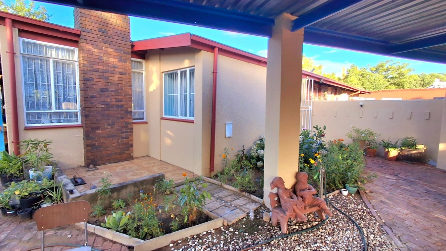 3 Bedroom Property for Sale in Sasolburg Ext 4 Free State
